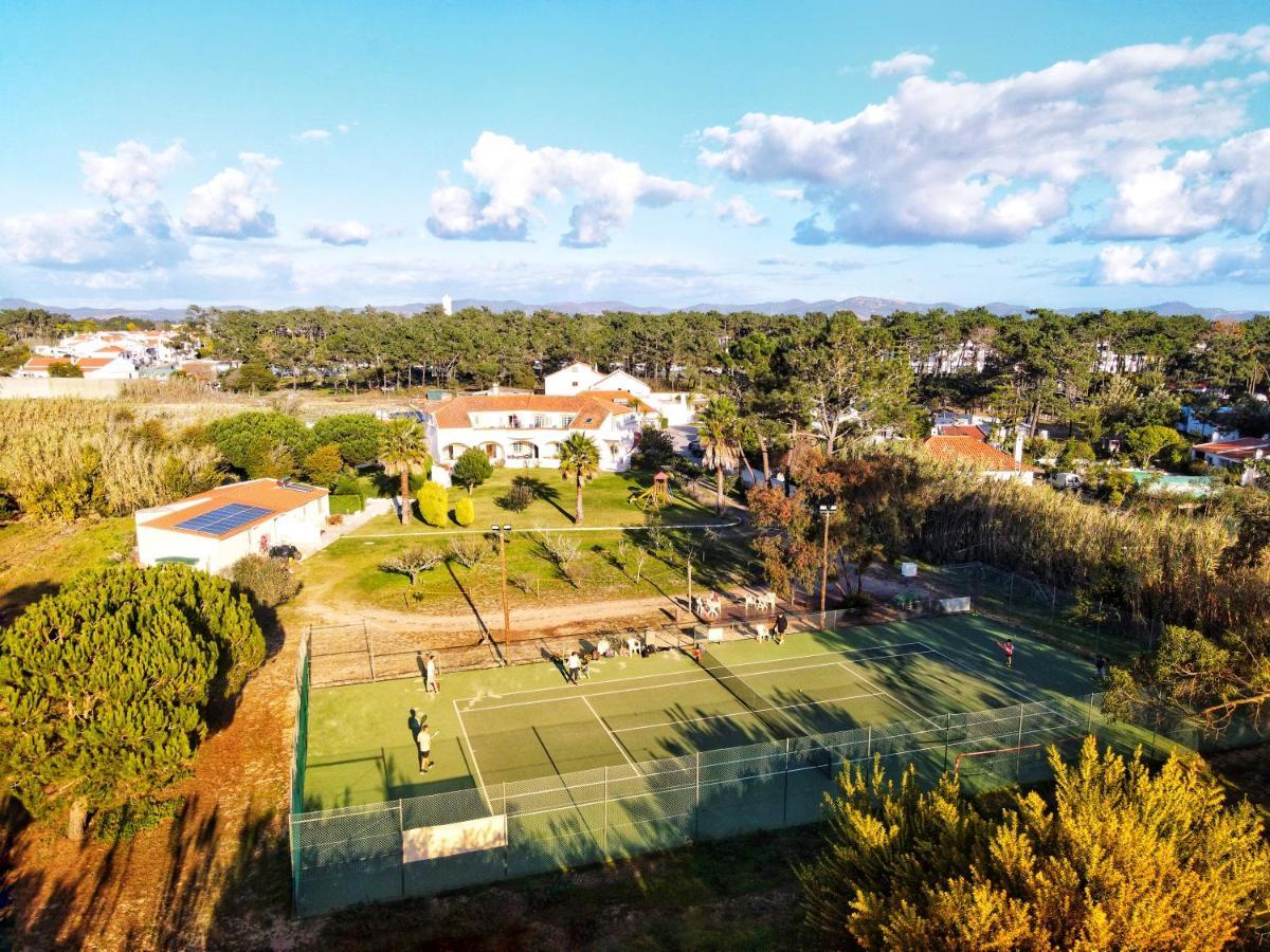 Quinta Do Moinho De Vento - Racket & Country Club - Duna Parque Resorts & Hotels Вила Нова де Милфонтеш Екстериор снимка
